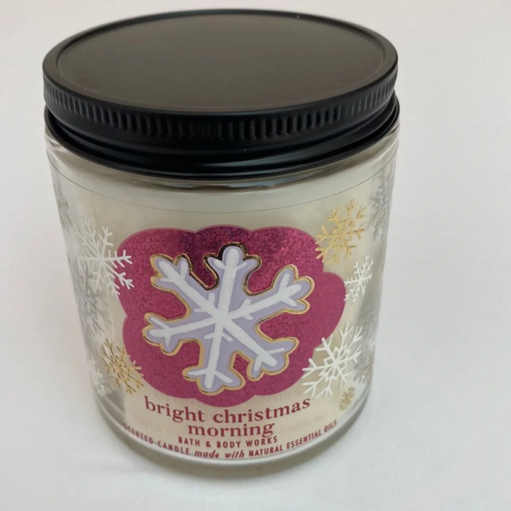Bath & Body Works • Bright Christmas Morning…